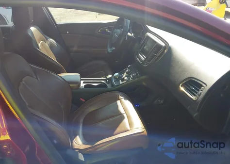 2015 Chrysler 200 C from USA, damaged, VIN 1C3CCCCG1FN711835